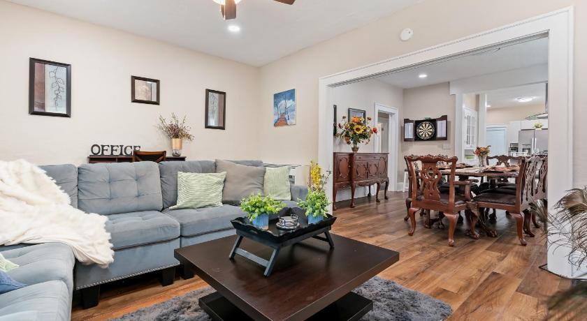 Bungalow Retreat!