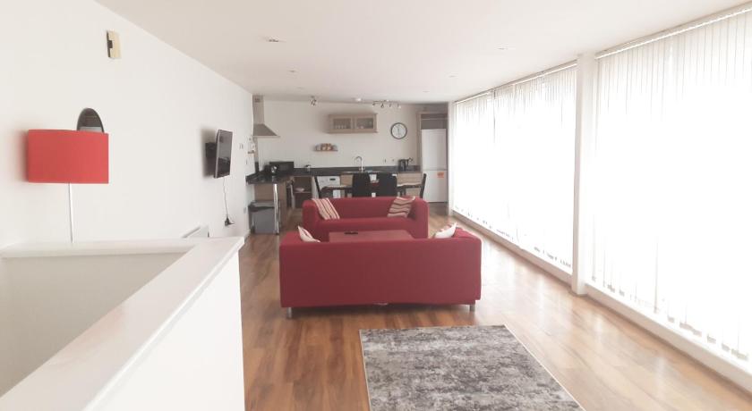 Elegant three bedroom apartment