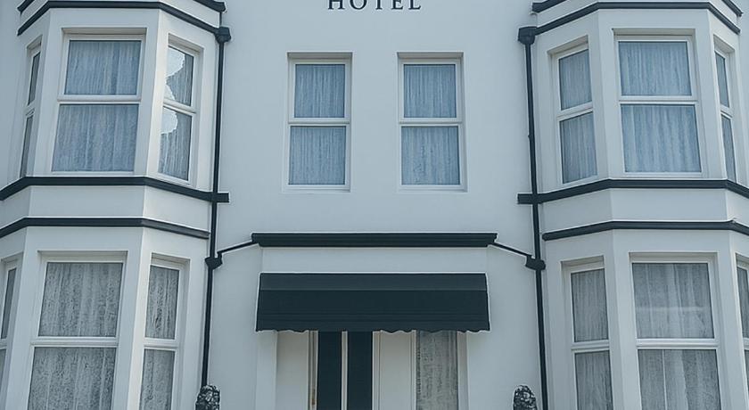 White Swallow Hotel