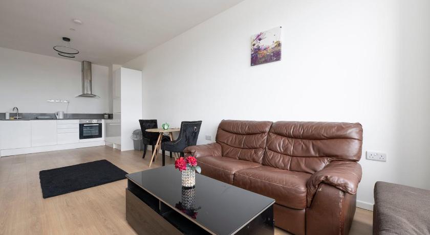 Hawthorns Apartments
