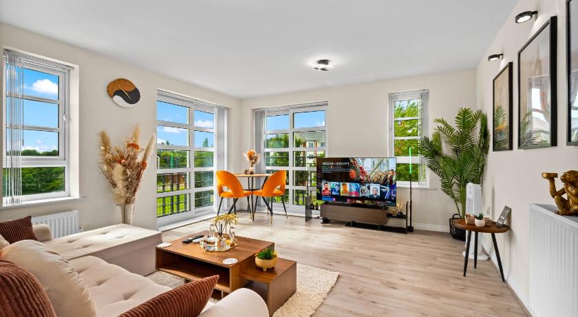 Dote Haven Stylish 2 Bed Apartment - Free Parking and Free High Speed WIFI