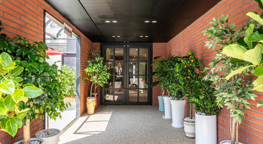 Brown Dot Hotel Hot Spring Yuseong