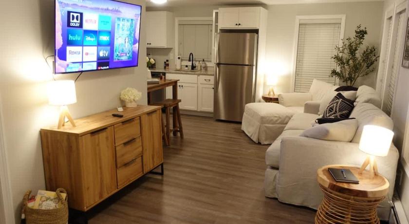 Riptide Retreat - Walk to Hampton & Seabrook Beach