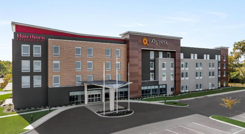Hawthorn Extended Stay by Wyndham Mount Laurel / Moorestown