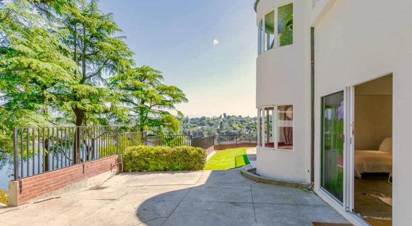 Silver Lake Views! The Hummingbird - Guest Suite