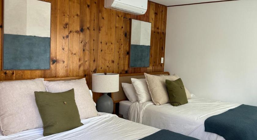 Cozy Private Room in DTLA