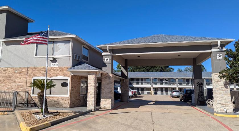 Platinum Inn and Suites Willowbrook Houston