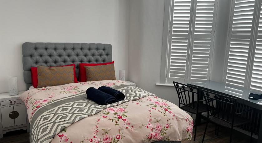 Southend Luxe Retreat