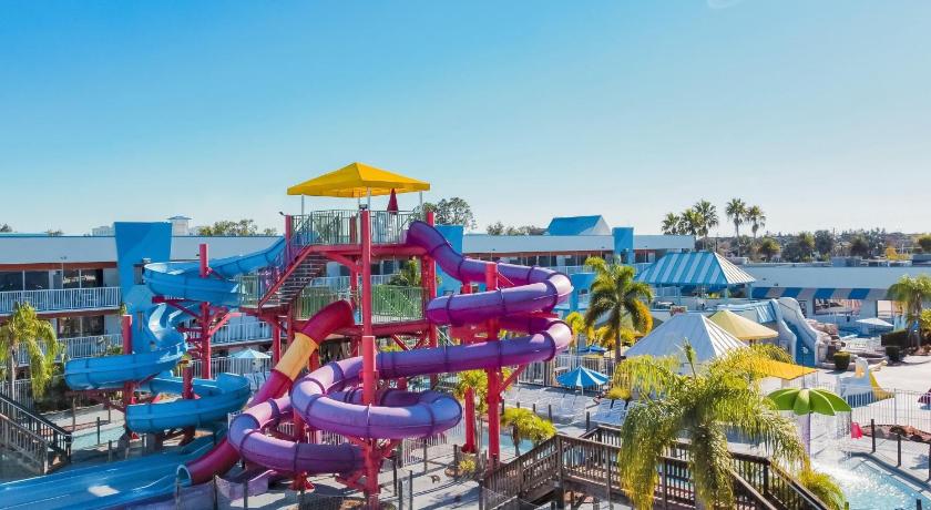 Ramada by Wyndham Hotel & Water Park