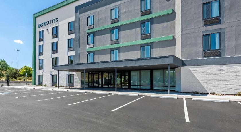 ECHO Suites Extended Stay by Wyndham Reno