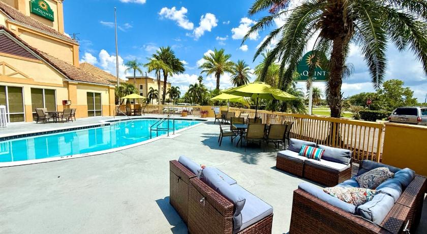 La Quinta Inn & Suites by Wyndham Orlando Universal area