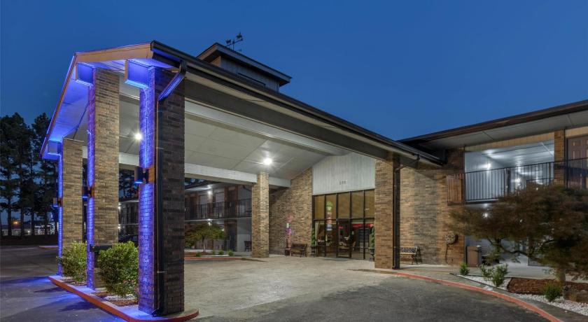 SureStay Plus by Best Western Poteau