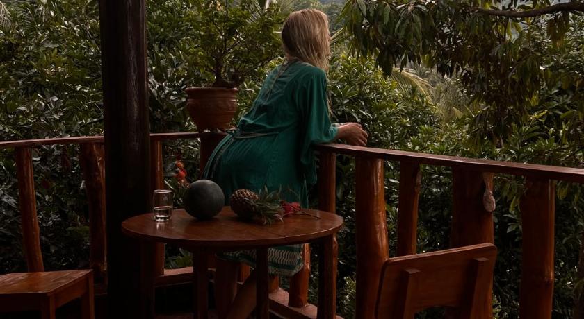 Kailash Lodge