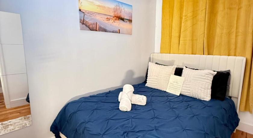 Hotel-Style, No Host, Professionally Managed ID265