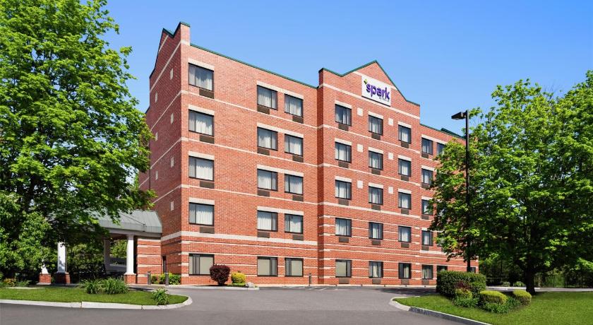 Spark by Hilton Woburn Boston