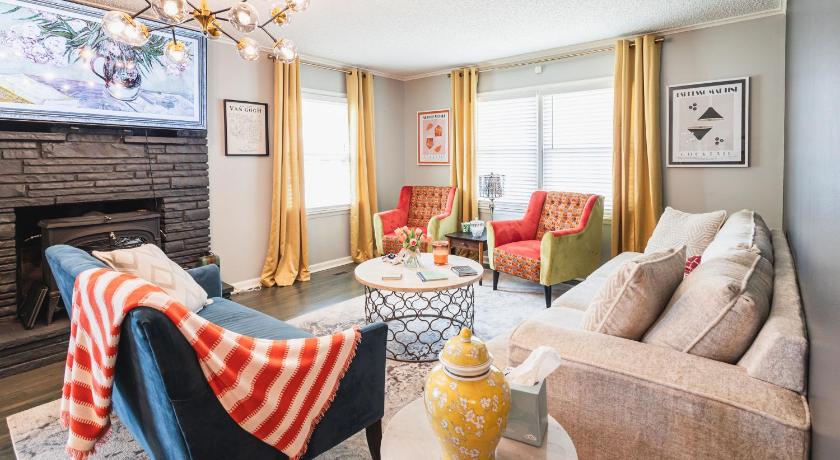 New Listing! T-Town Bougie Tastefully Renovated!