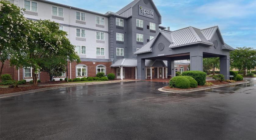 Spark by Hilton Summerville