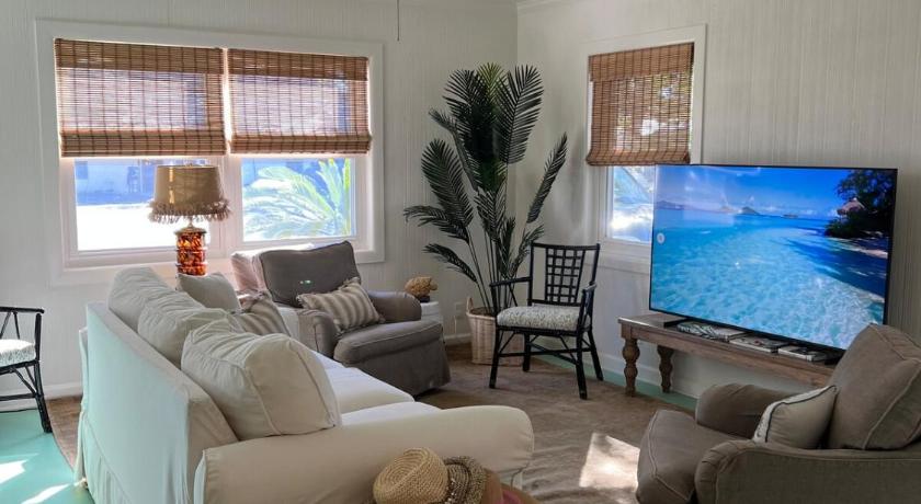 East Bay Pearl Cottage