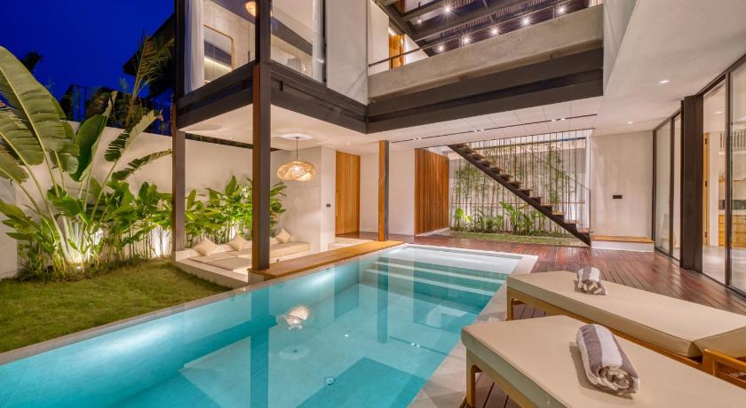 Luxury Industrial-Style 2BR Villa Kirma Near the Beach