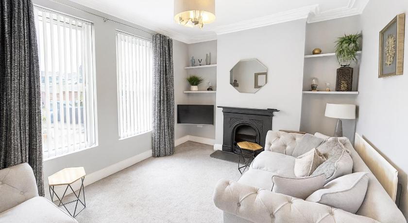 Victorian House - South Belfast Lisburn Road - Northern Ireland Tourist Board Approved