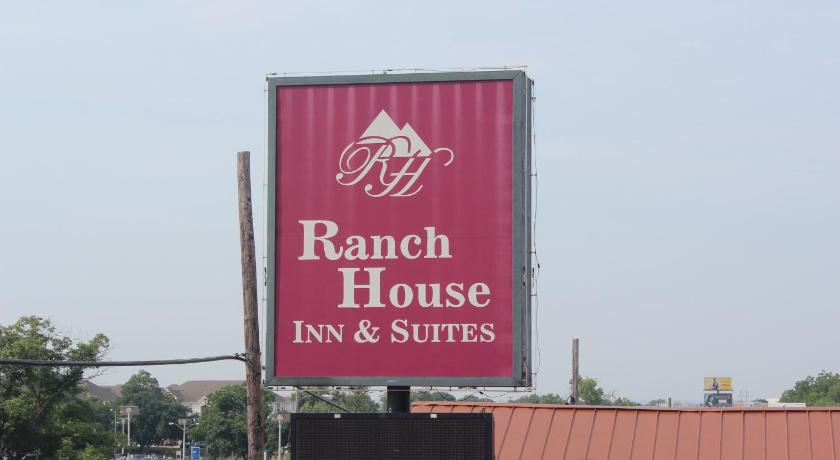 Ranch House Inn & Suites