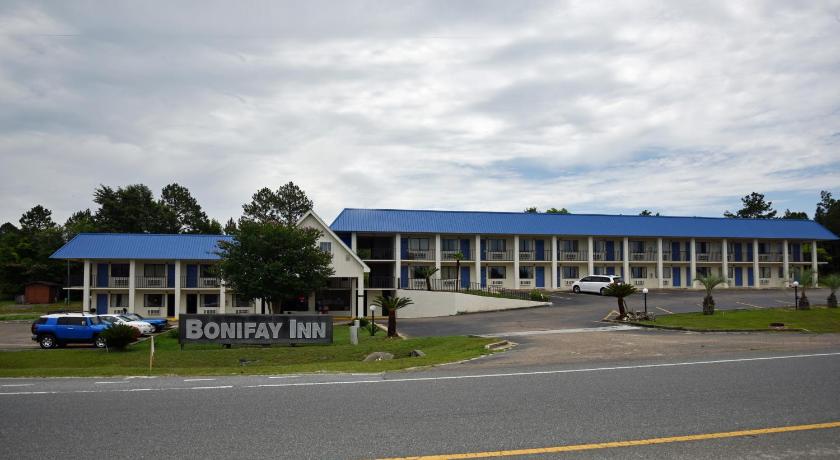 Bonifay Inn