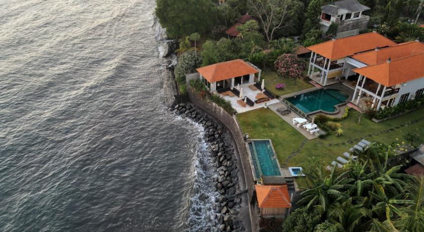 Seaside Oceana Suites by Mahaprana