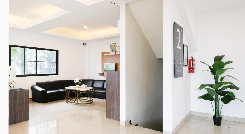 RedDoorz near Taman Rekreasi Selecta