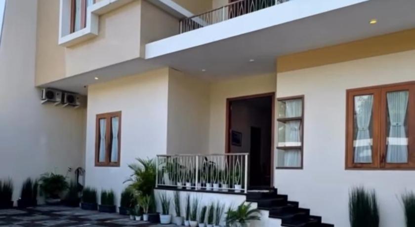 Alloro Boutique Hotel Pacitan