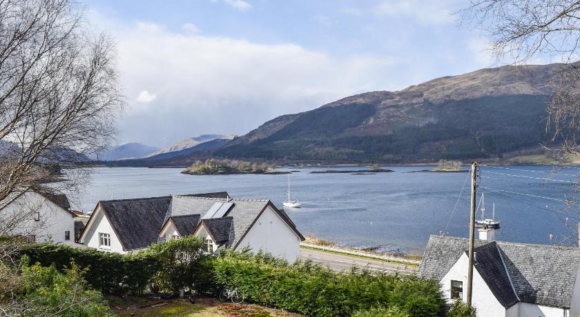 Quarter Deck Gardens
