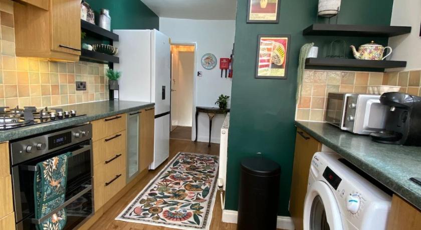 Family Escape, Blackpool Attractions Nearby coast