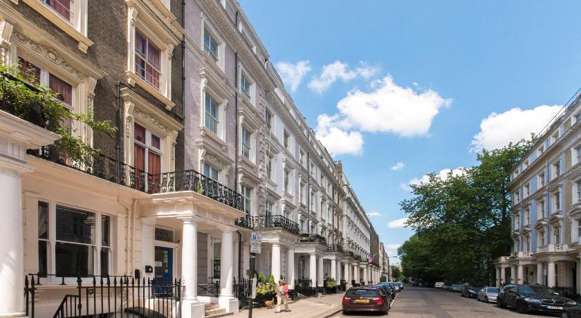Astor Kensington Hostel
