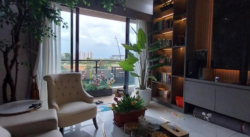 Apartemen SKY HOUSE BSD City Lt 2 LUXURY BALCONY