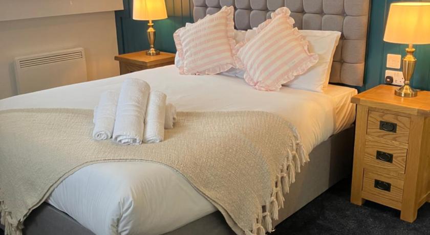 The Raven Pub with Rooms, Worcester