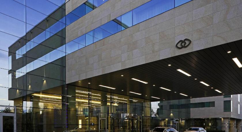 Sofitel London Heathrow Hotel