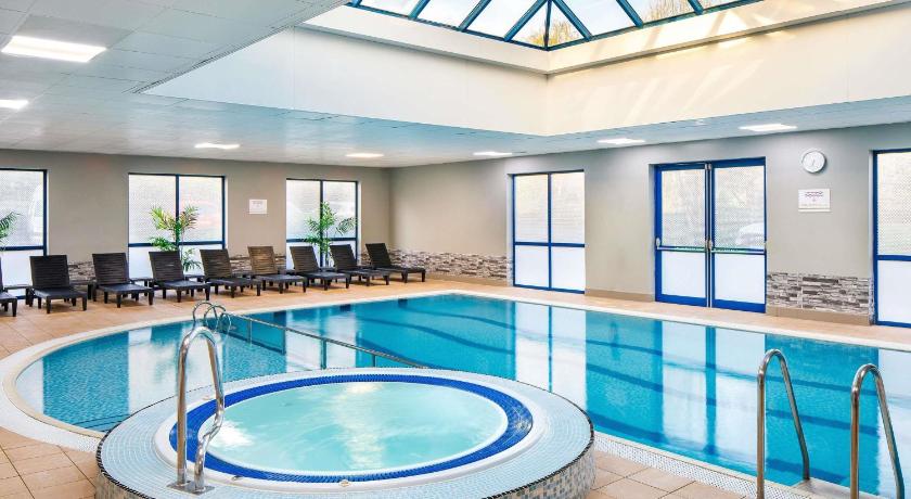 Mercure Birmingham West Hotel