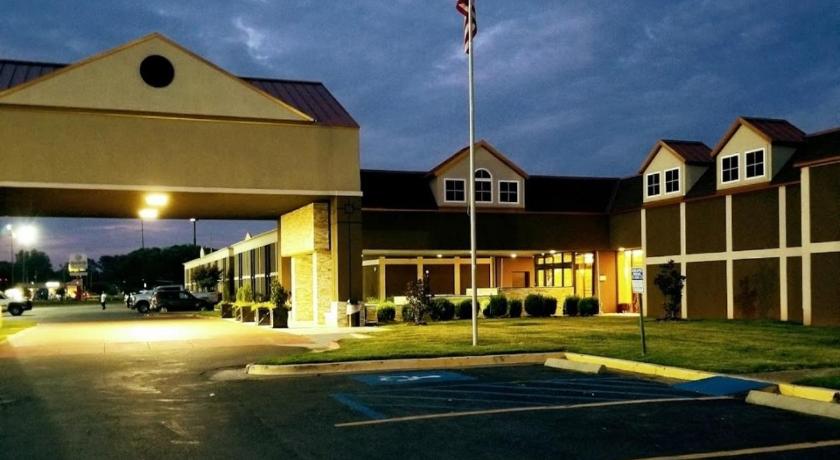 Ramada Inn Conference Center Bossier City