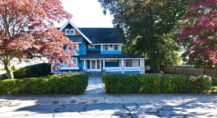 Beechmont-Charming Colonial for Events and Getaways!