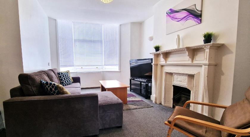 Bath Road Apartments