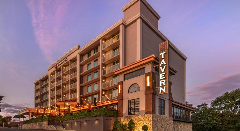 Best Western Plus Waltham Boston