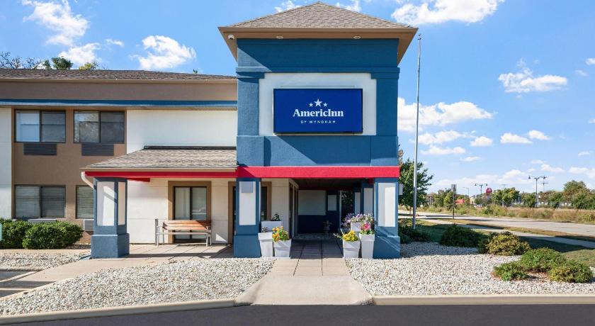 AmericInn by Wyndham Beloit