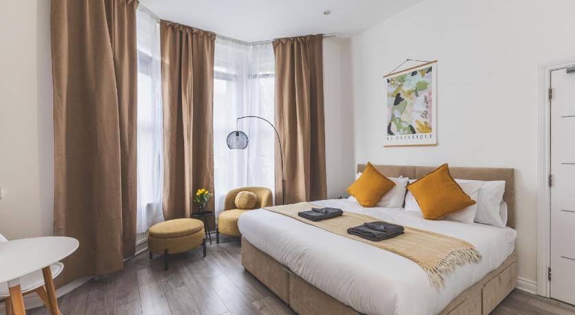 Amazing serviced accommodations for Corporate Contractors and Leisure clients Located at a walking d