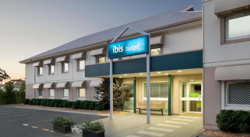 ibis budget Canberra