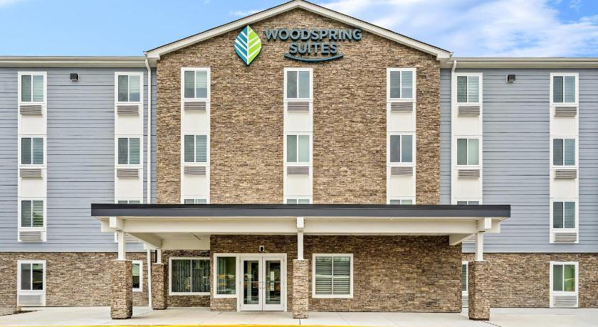 WoodSpring Suites Wilmington Riverfront
