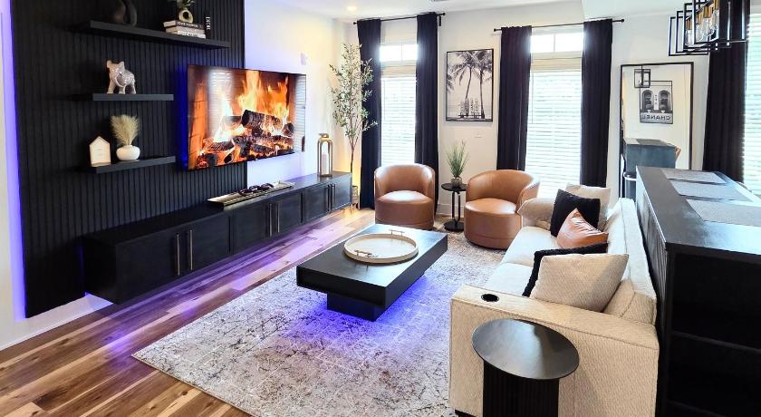 Luxe Buckhead Retreat - Free Parking - Walkable