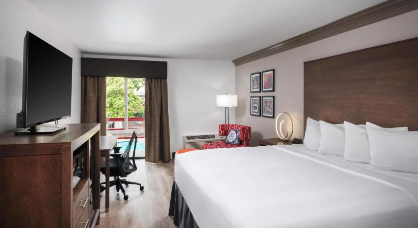 Aiden Austin City Hotel