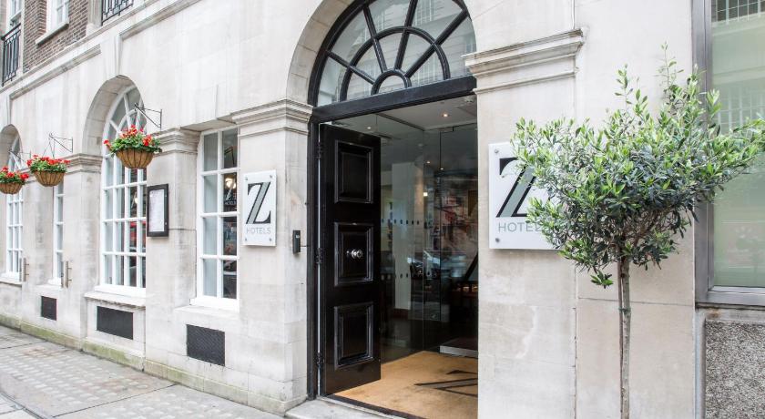 Entrance The Z Hotel Victoria