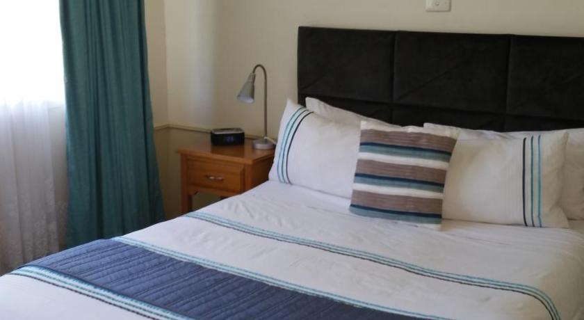 Kaniva Midway Motel