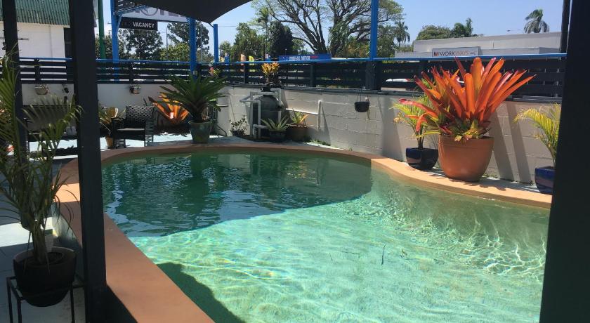 Black Marlin Motel