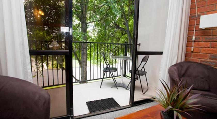 Connells Motel & Serviced Apartments
